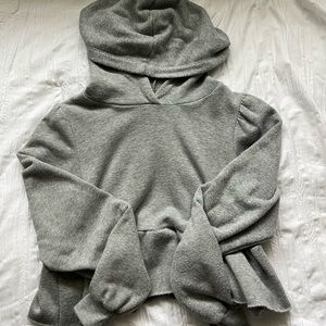 URBAN OUTFITTERS cropped hoodie